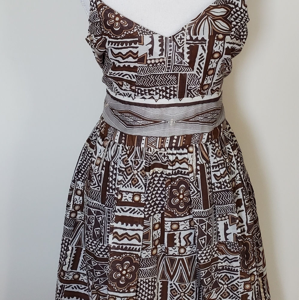 Dressbarn Brown, White, and Gold Dress Sz. 10 - Picture 2 of 7